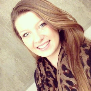 Meet your Posher, Larryn